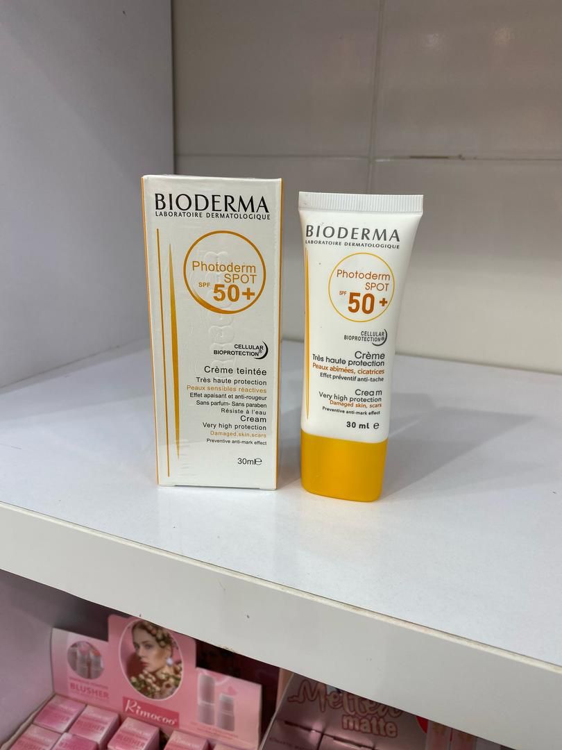 کرم ضد آفتاب بیودرما رنگی فتودرم اسپات SPF50