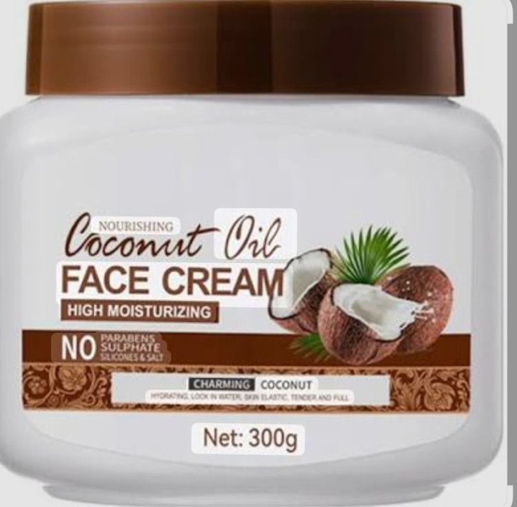 مرطوب کننده روغن نارگیل وزن ۳۰۰ گرم
