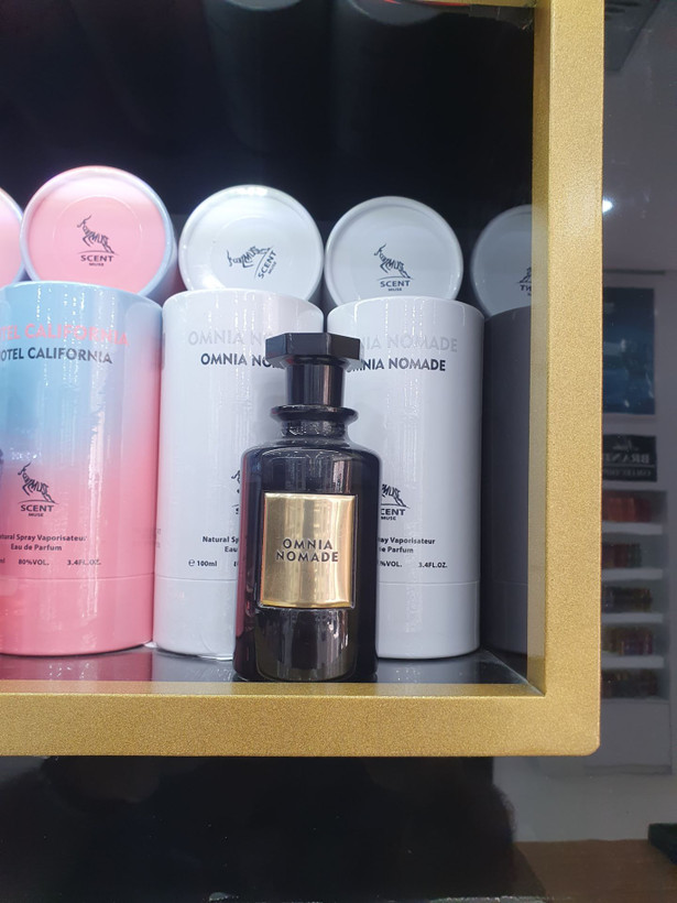 عطر Omina nomade برند scent حجم 100 میل