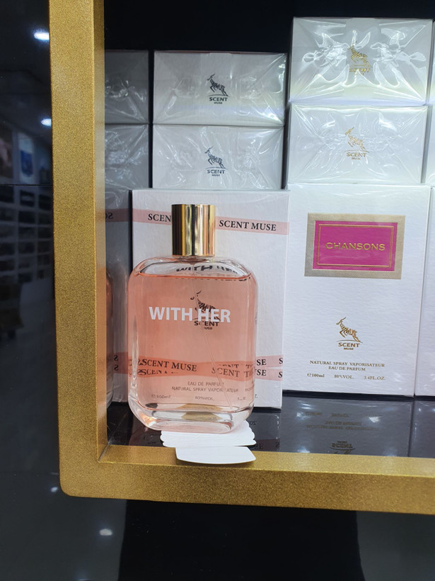 عطر With her برند scent حجم 100 میل