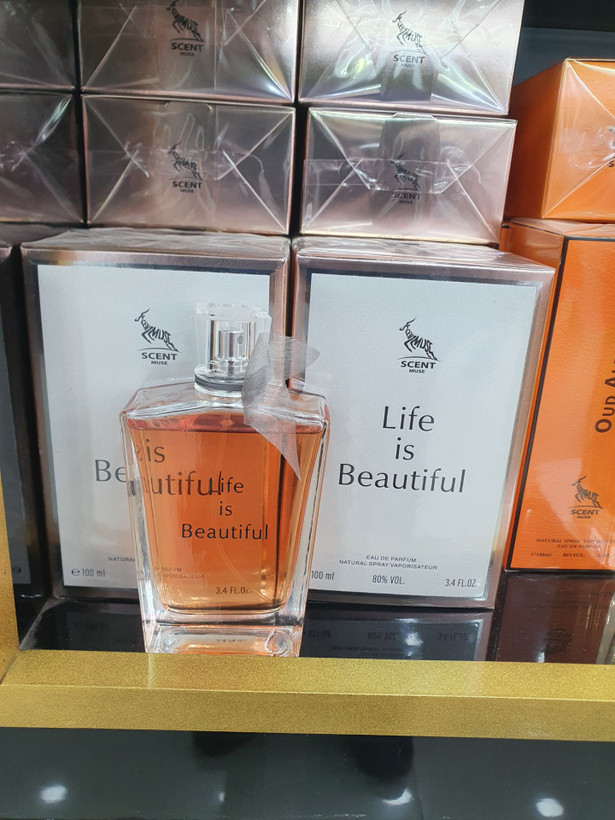 عطر Life is beautiful برند scent حجم 100 میل