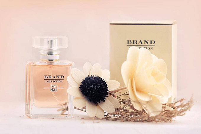 عطر ادکلن زنانه شنل کوکو مادمازل برند کالکشن کد 021 (Chanel Coco Mademoiselle) حجم 25 میل Brand collection No 021 - Chanel Coco Mademoiselle