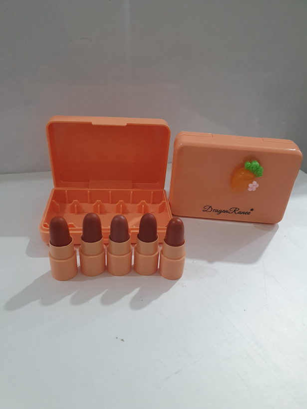 رژلب جامد هویج