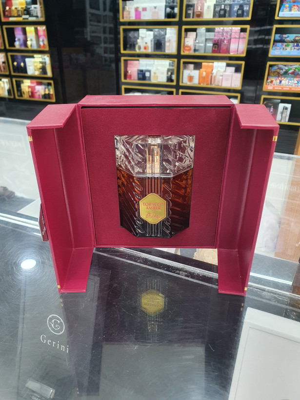 عطر صد میل 🥃 TOBACCO AMBER | شاهکاری از برند لوکس XENRIO ✨ 