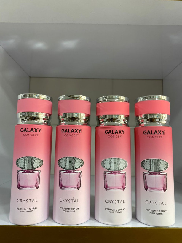 اسپری خوشبوکننده بدن ۲۰۰ میلیلیتر گلکسی کانسپت مدل Crystal – رایحه خنک و شیرین زنانه 