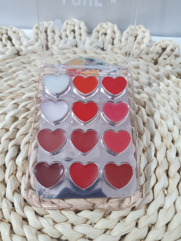 پالت لب و گونه طرح قلب LOVE (برند Gulf Girl) ❤️💄✨شماره یک