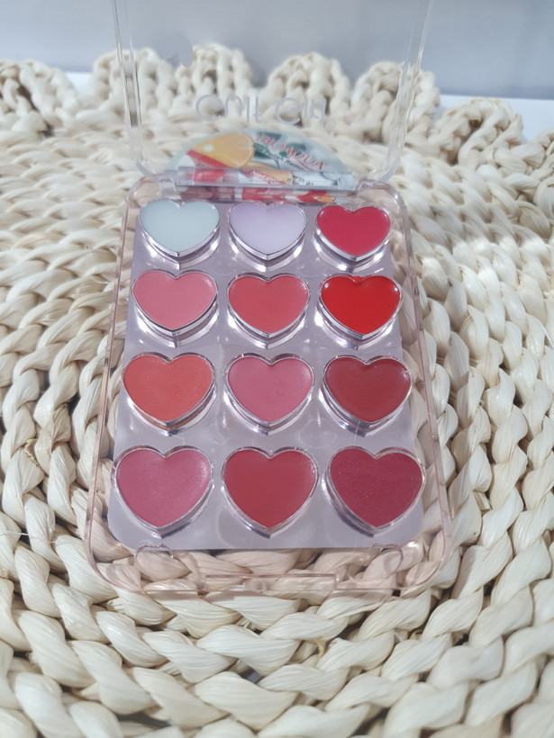 پالت لب و گونه طرح قلب LOVE - شماره ۳ (رنگبندی نود و صورتی ملایم) ❤️🌸💄