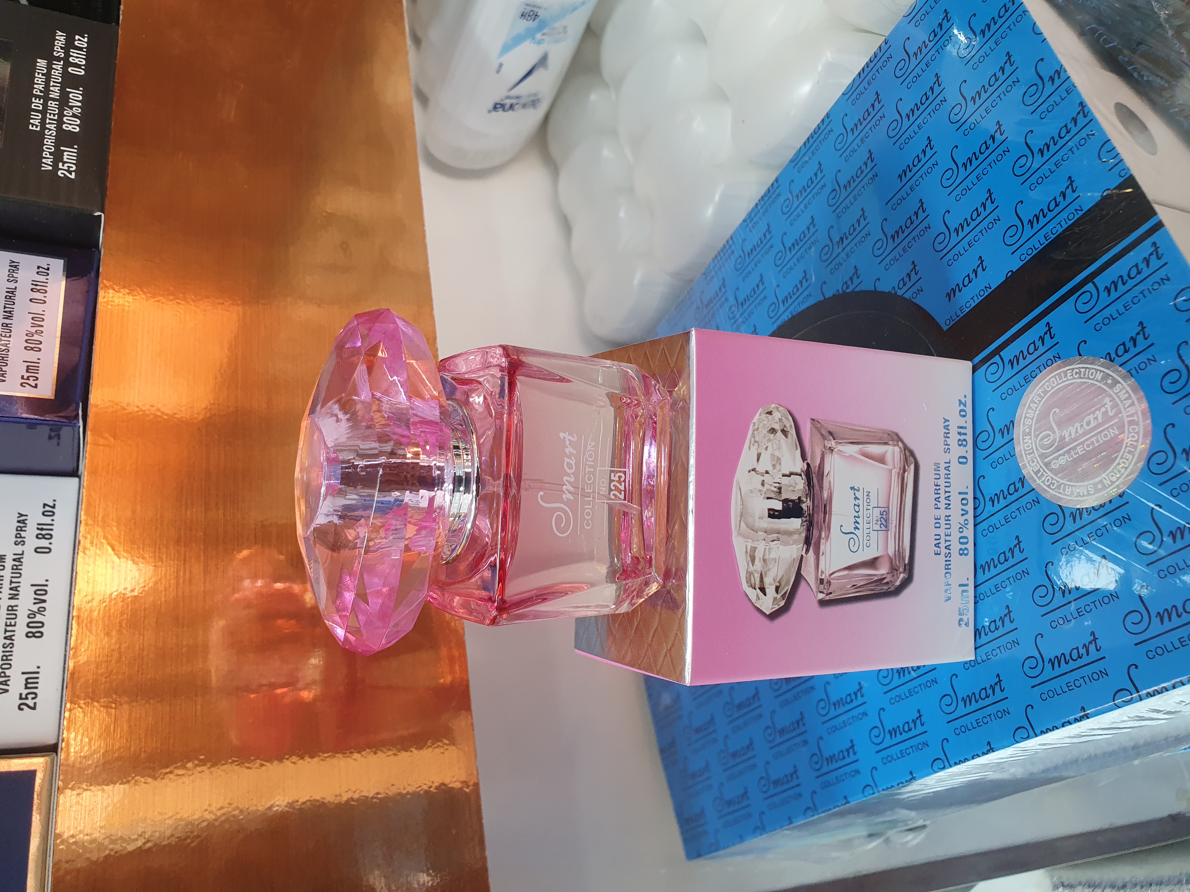 عطر ۲۵ میل اسمارت کالکشن کد ۲۲۵ (رایحه ورساچه برایت کریستال - ورساچه صورتی Versace Bright Crystal) 💎🌸 ‌