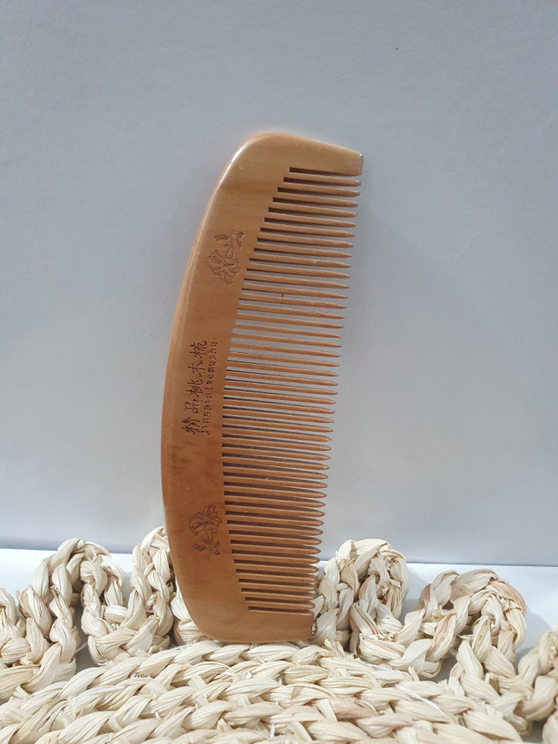 شانه موی چوبی باکیفیت - مدل RZ26